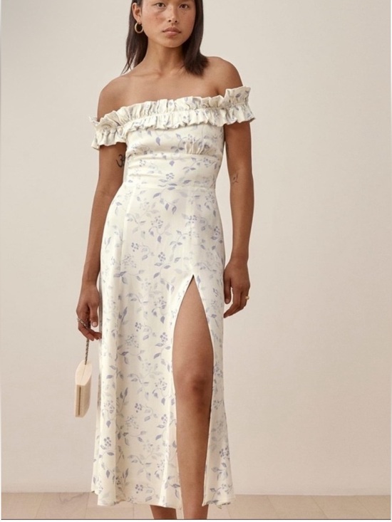 Reformation Dresses & Skirts - Reformation Izabel Off The Shoulder Ruffle Midi Dress Size 8 Blue & White Floral